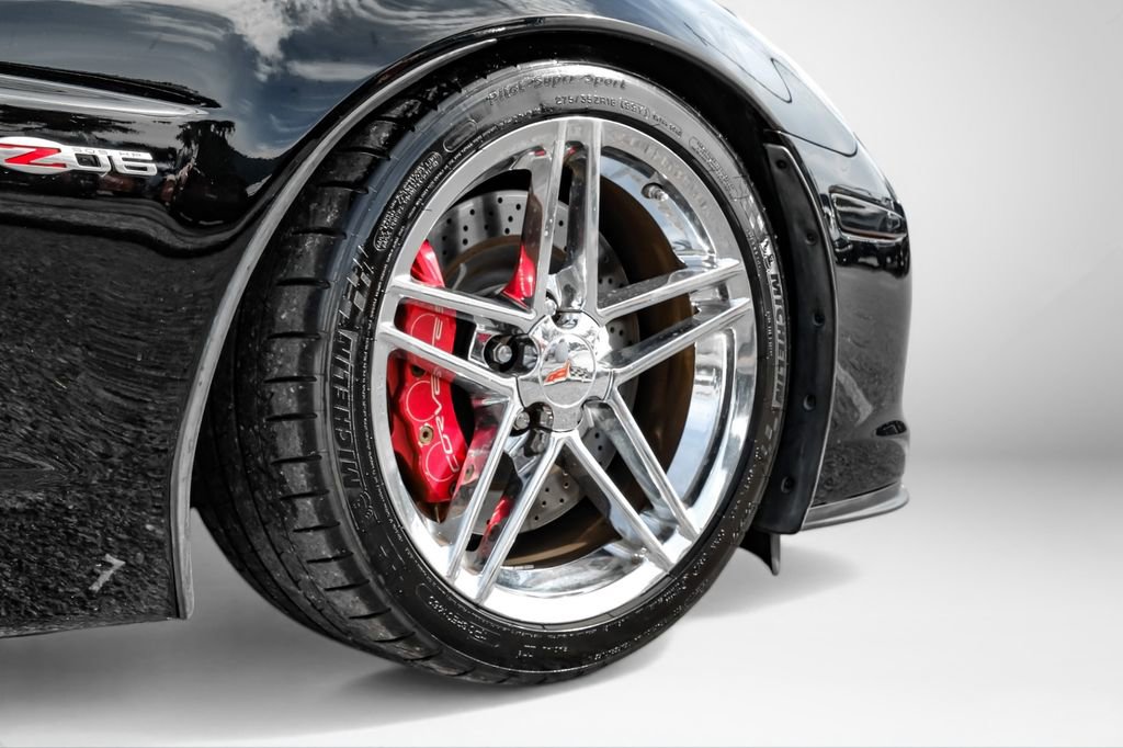 Used 2007 Chevrolet Corvette Z06 w/ Preferred Equipment Group image 53