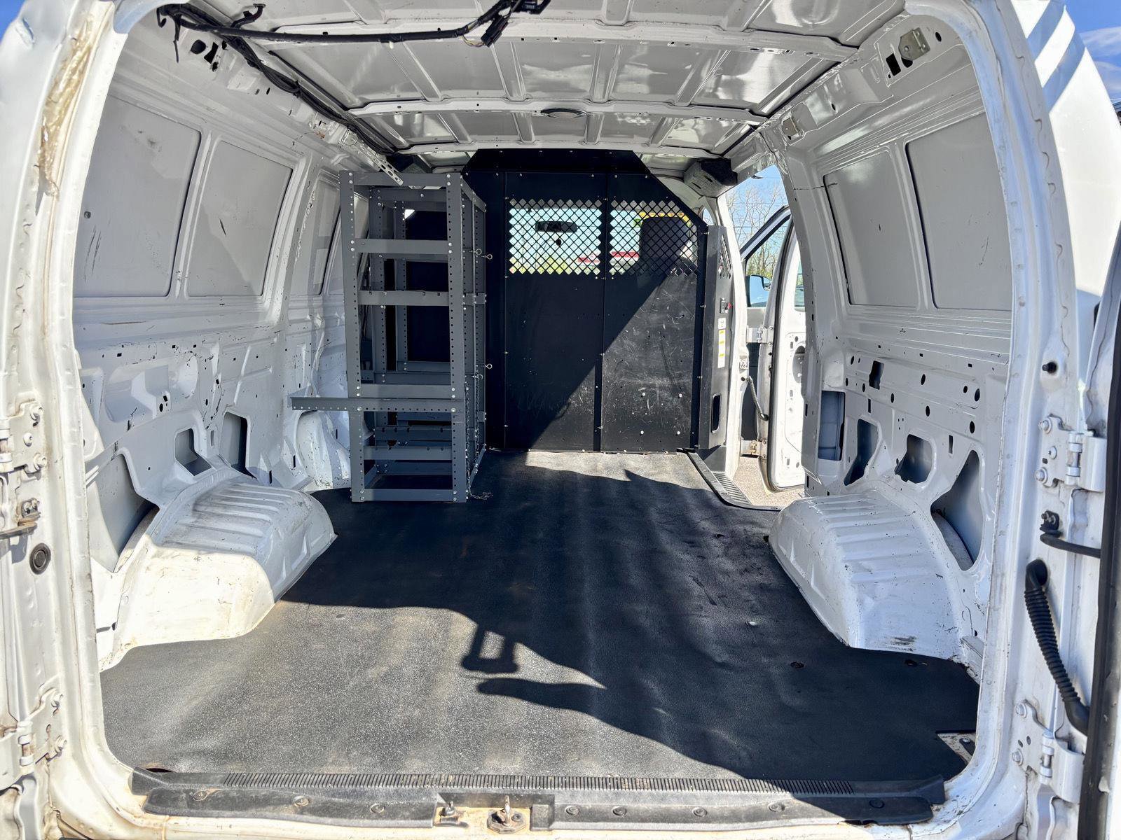 Used 2014 Ford E-150 and Econoline 150 w/ Power Group RWD image 11