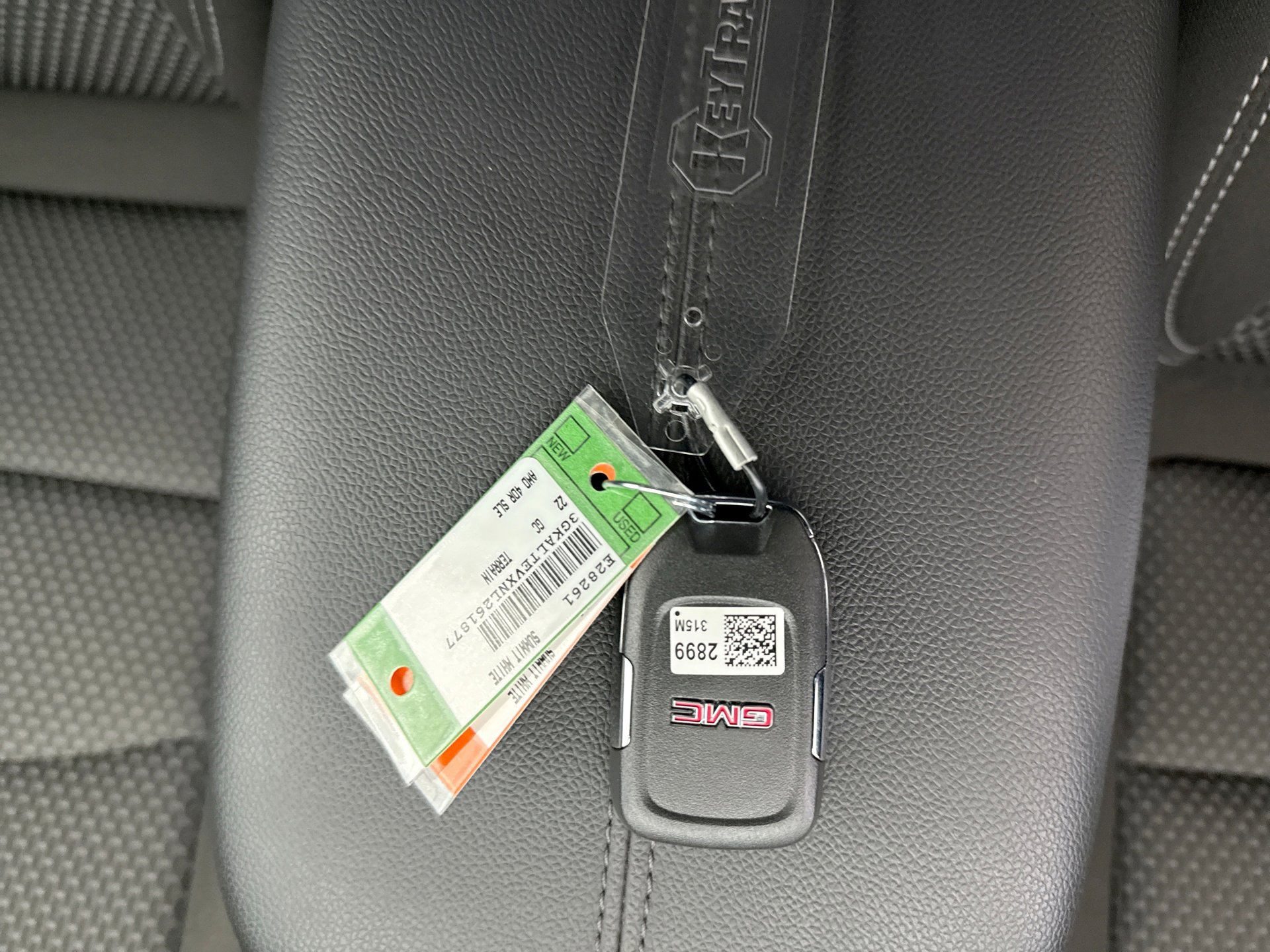 Used 2022 GMC Terrain SLE w/ Driver Convenience Package image 10