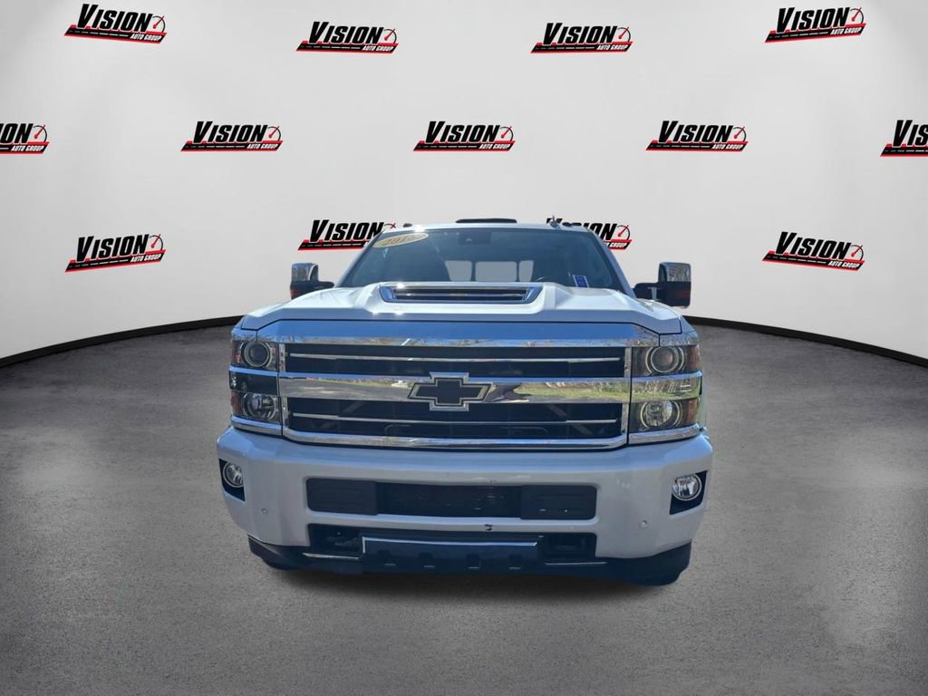Used 2018 Chevrolet Silverado 3500 High Country video 2