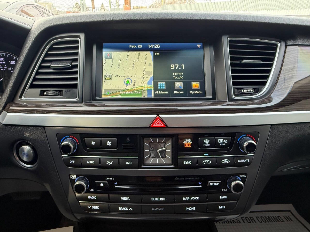 Used 2016 Hyundai Genesis 3.8 image 19