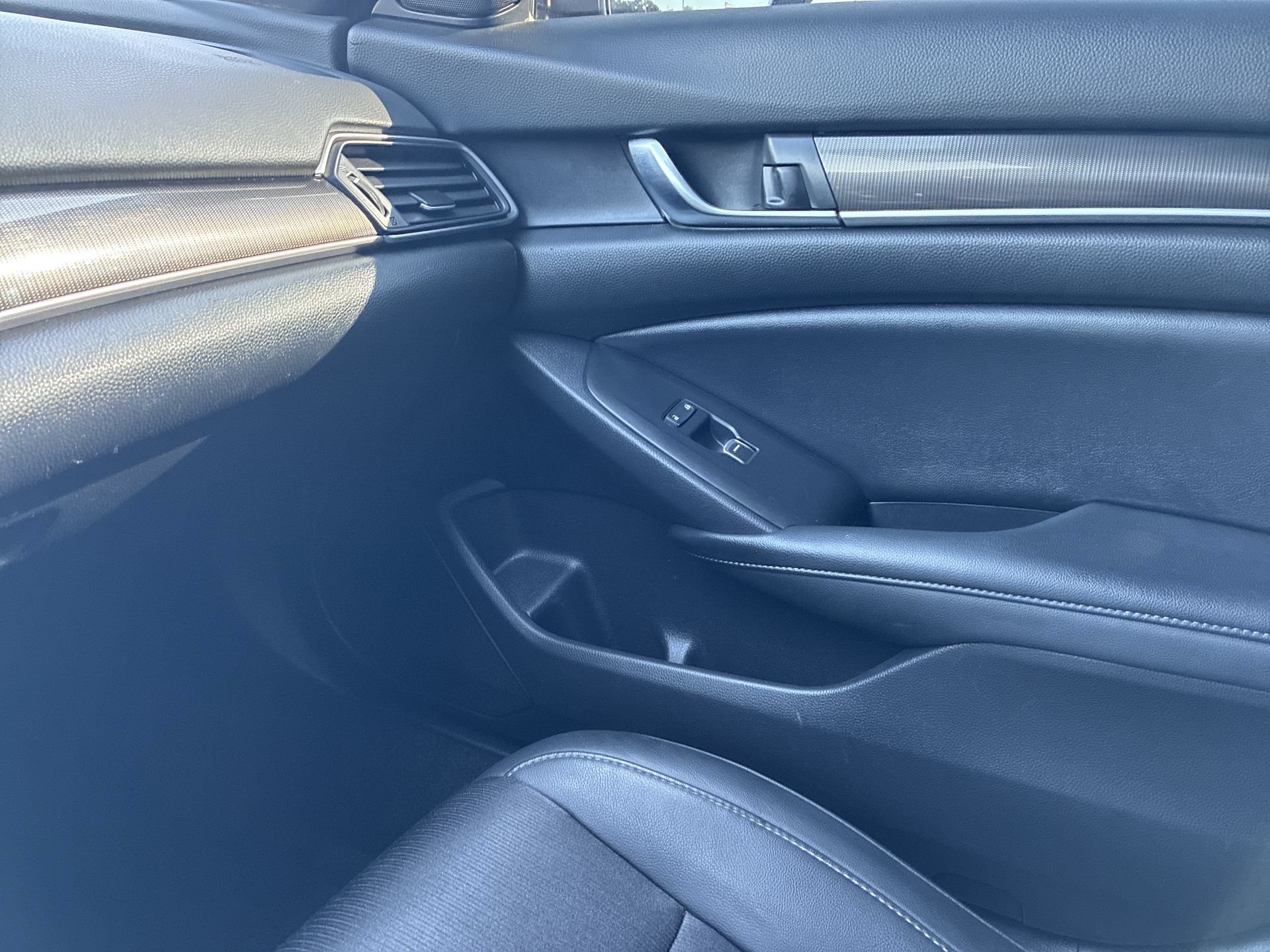 Certified 2022 Honda Accord Sport image 31
