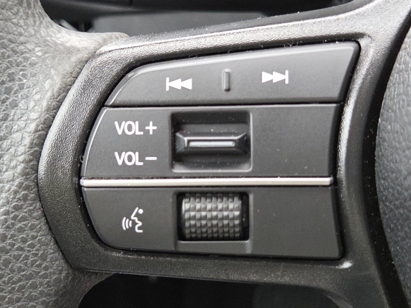 Certified 2024 Honda Accord EX image 12