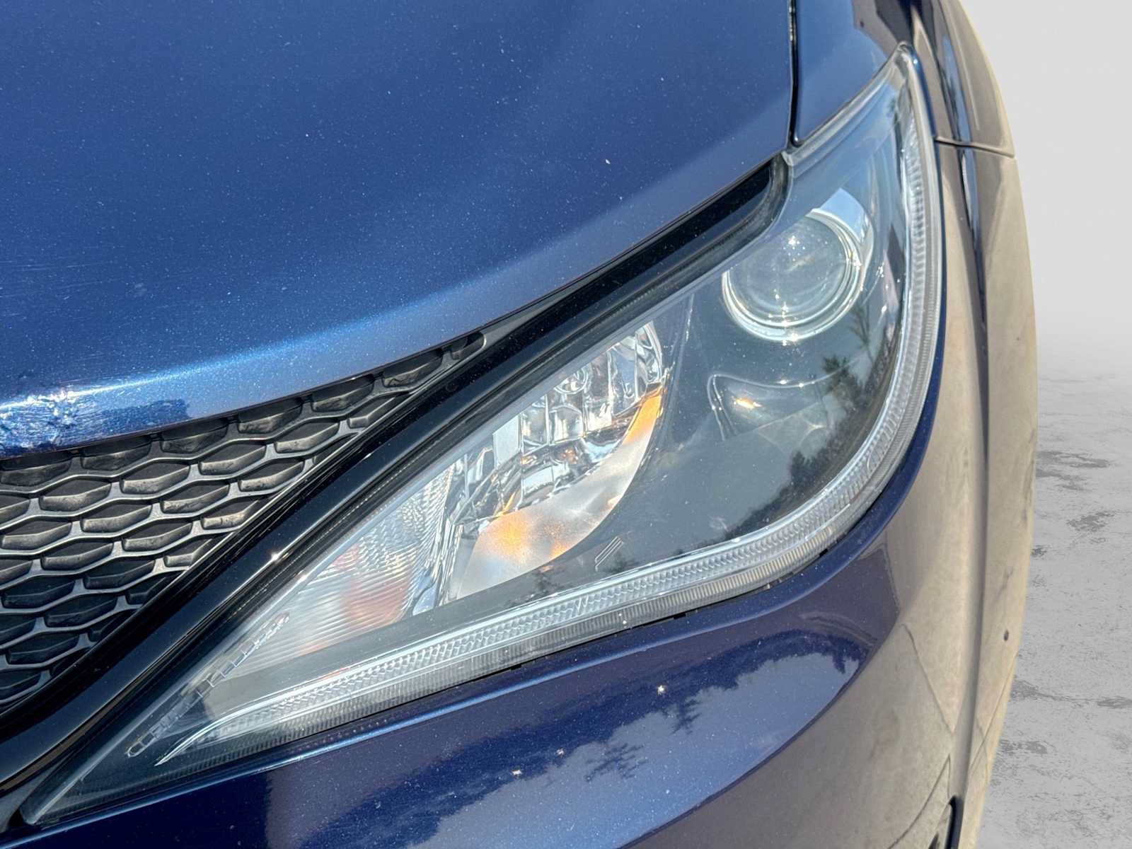 Used 2018 Chrysler Pacifica Touring-L Plus FWD image 10