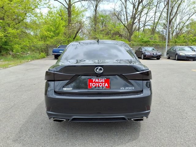 Used 2017 Lexus IS 200t F Sport w/ F Sport Package RWD image 7