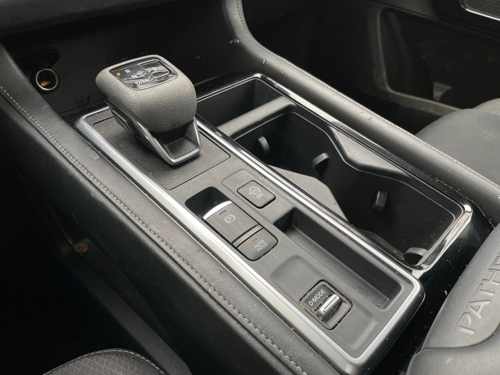 Used 2024 Nissan Pathfinder SV w/ Cargo Package FWD image 21
