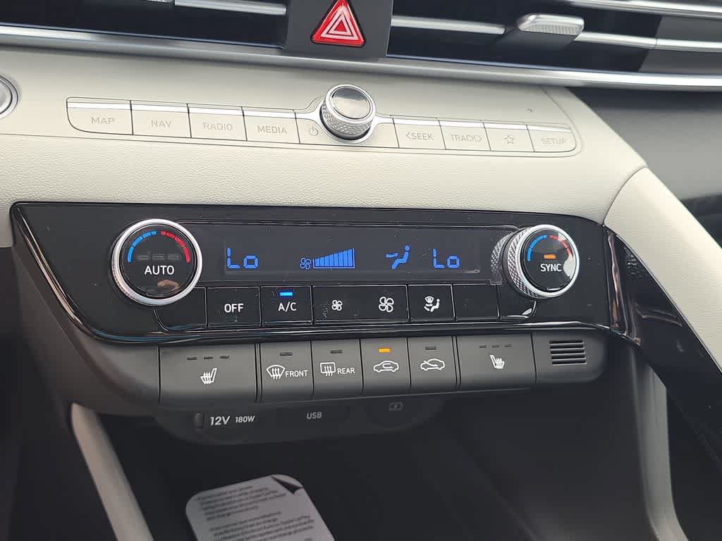 New 2026 Hyundai Elantra Limited FWD image 32