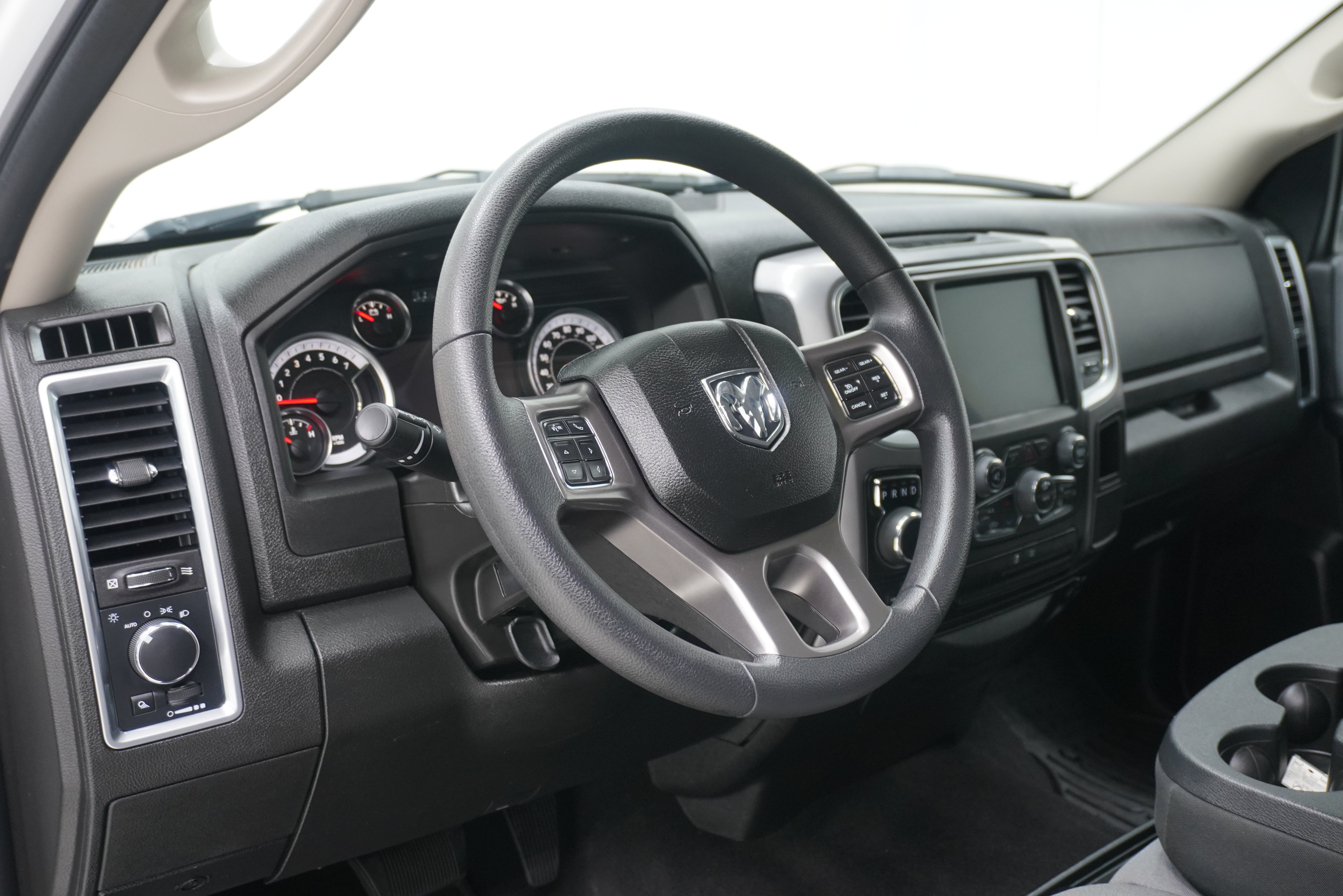 Used 2023 RAM 1500 Classic SLT w/ Electronics Group AWD/4WD image 9