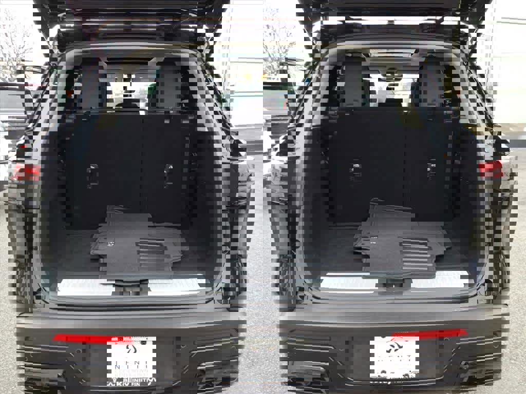 Certified 2023 INFINITI QX60 Pure image 16