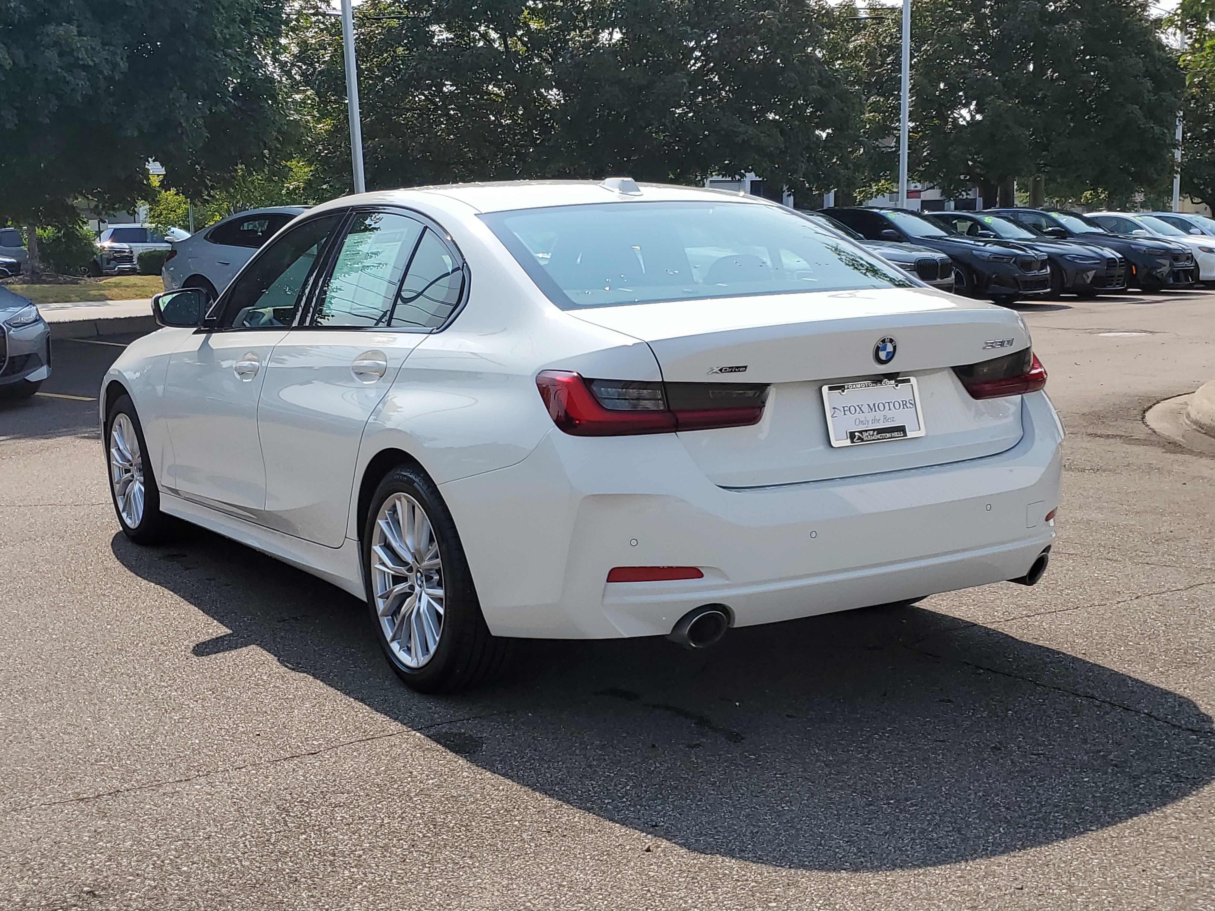 Certified 2023 BMW 330i xDrive Sedan w/ Driving Assistance Package AWD/4WD image 3