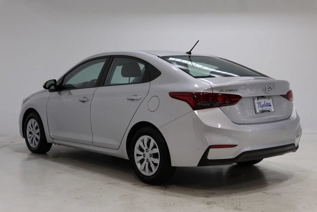 Used 2022 Hyundai Accent SE FWD image 5