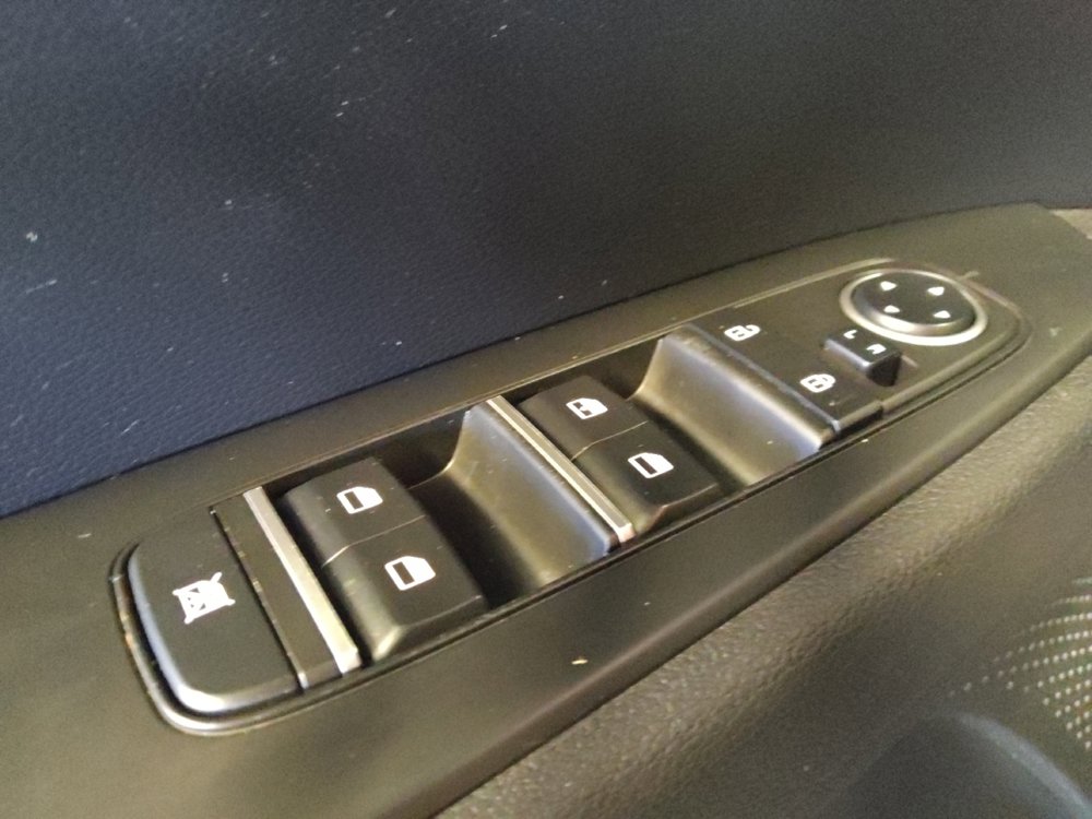 Used 2023 Kia Forte LXS w/ LXS Technology Package FWD image 27