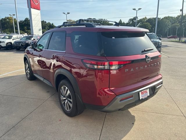 New 2026 Nissan Pathfinder SL FWD image 5
