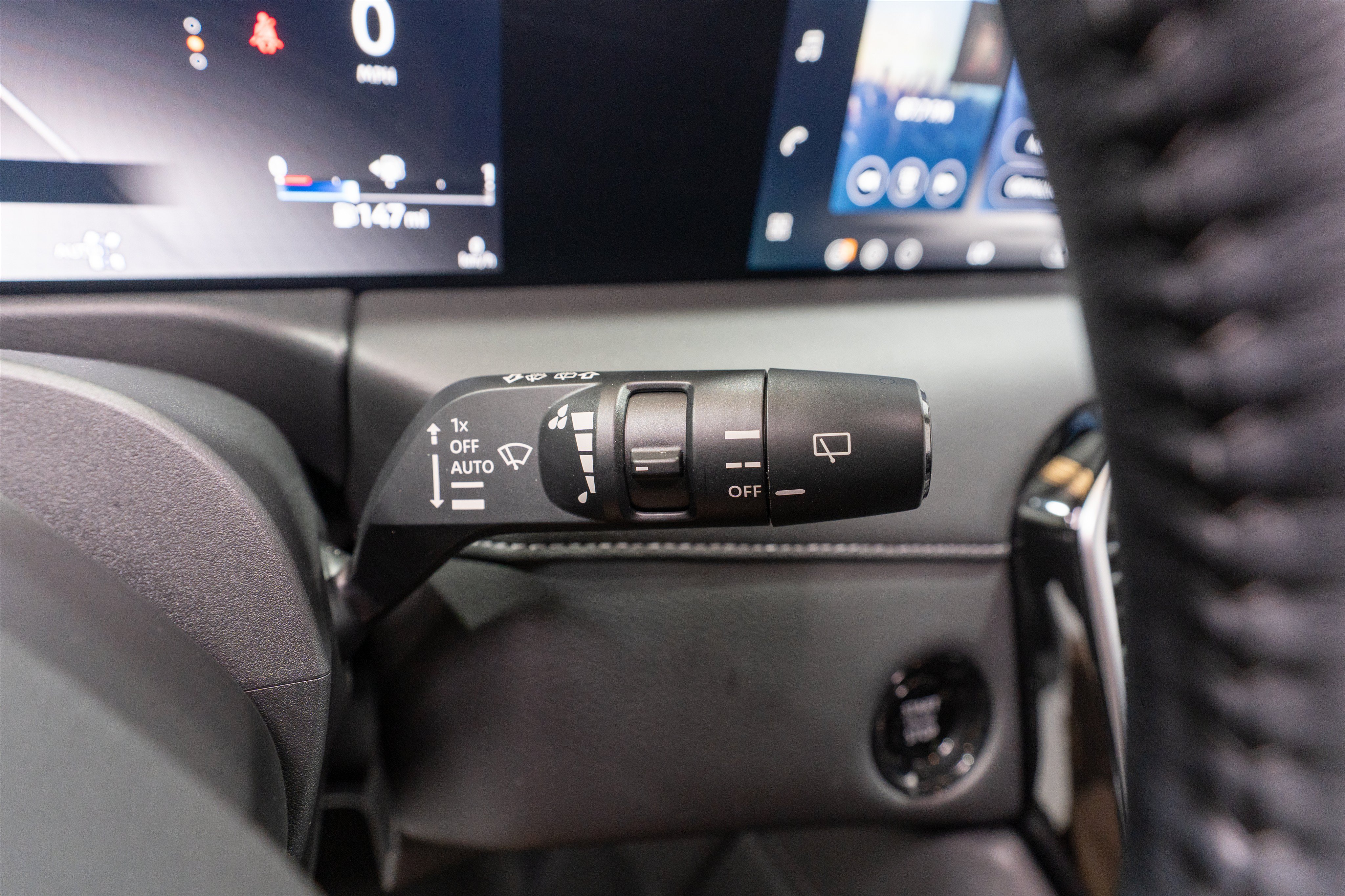 Used 2026 Nissan Armada SV AWD/4WD image 26