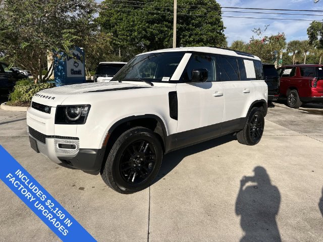 Used 2025 Land Rover Defender 110 S AWD/4WD image 21