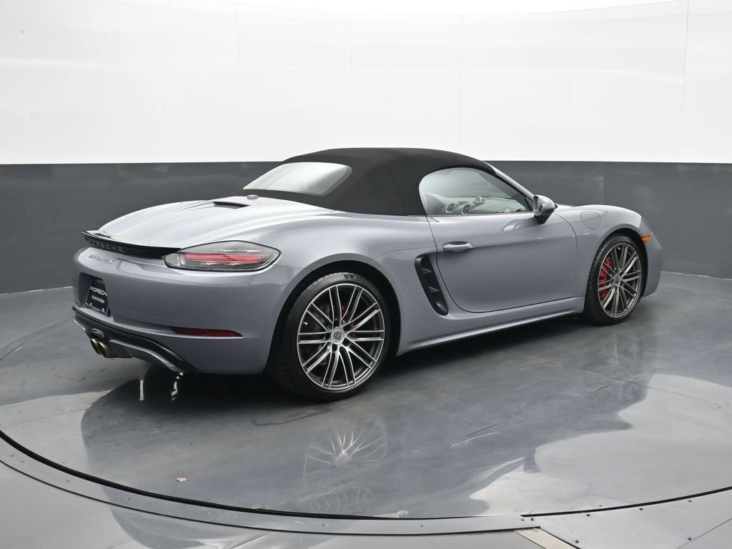 Certified 2025 Porsche 718 Boxster S RWD image 16