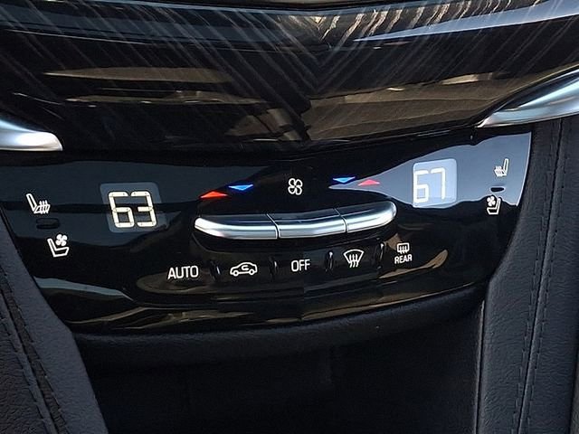 Used 2024 Cadillac XT6 Premium Luxury image 16