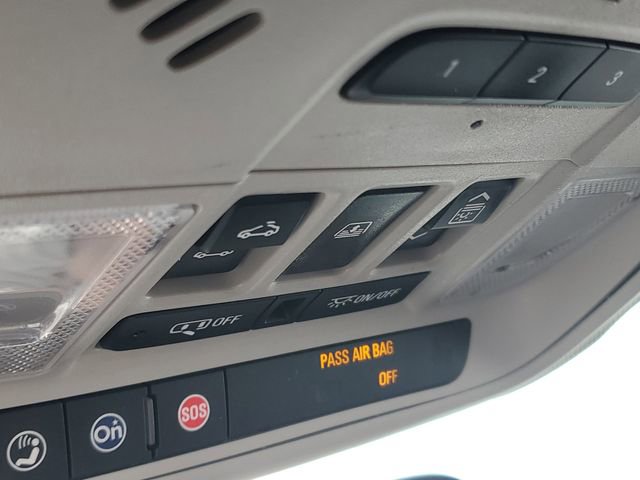 Used 2017 Buick LaCrosse Essence w/ Sun and Shade Package FWD image 29