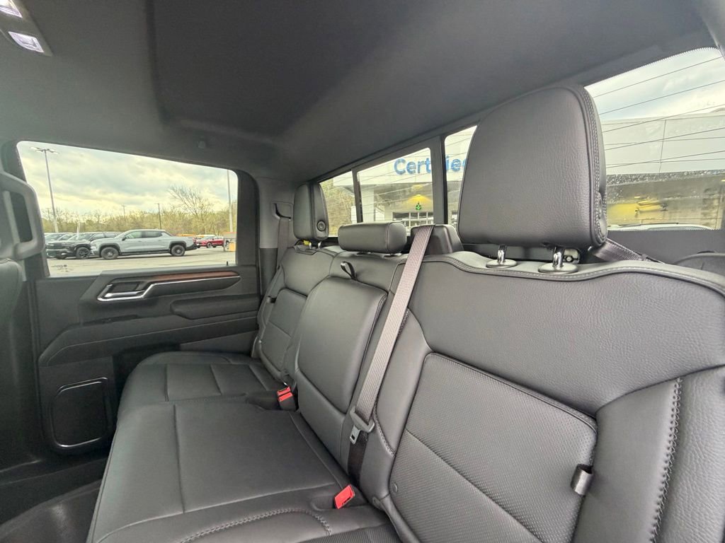 Used 2024 GMC Sierra 3500 Denali w/ Denali Reserve Package AWD/4WD image 38