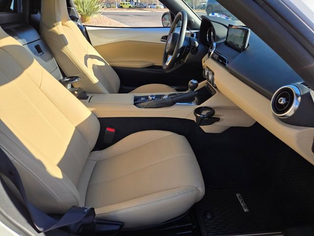 Used 2025 MAZDA MX-5 Miata RF Grand Touring w/ Weather Package image 19