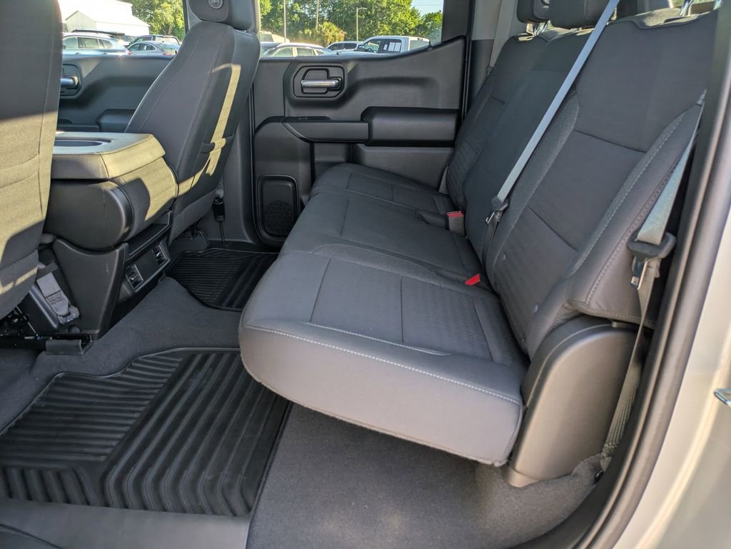 Used 2022 Chevrolet Silverado 1500 Custom RWD image 17