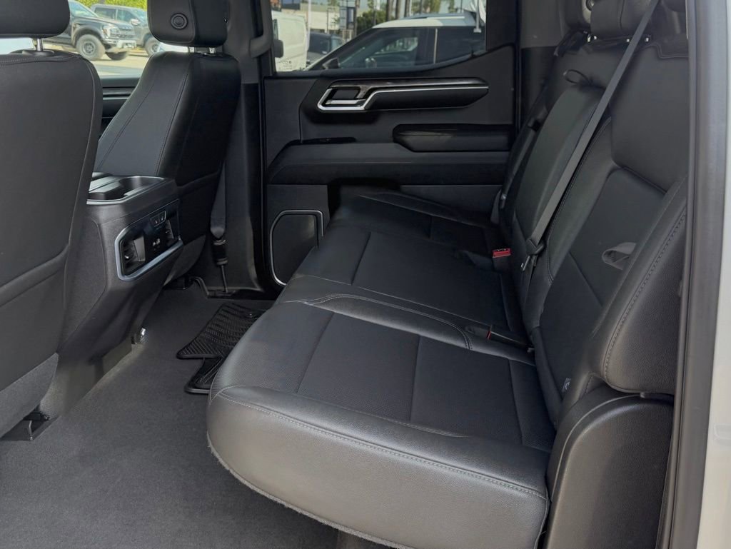 Used 2022 Chevrolet Silverado 1500 LTZ w/ LTZ Convenience Package II image 30