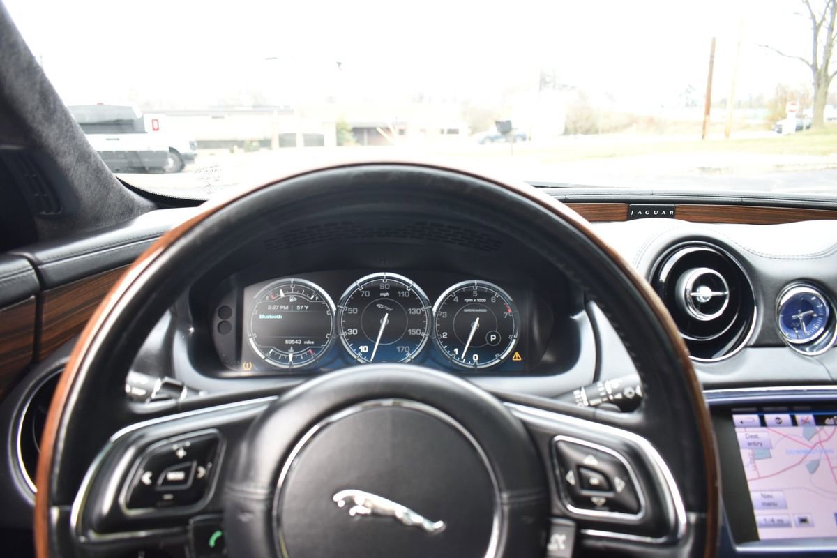 Used 2013 Jaguar XJ L Supercharged image 28
