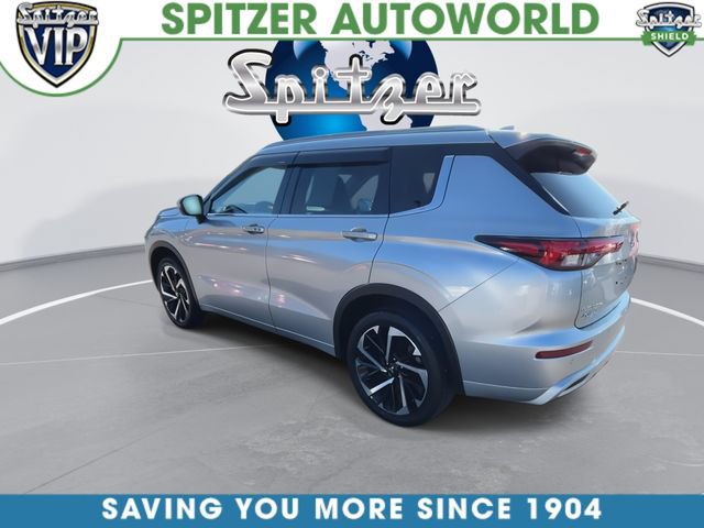Used 2023 Mitsubishi Outlander AWD image 6