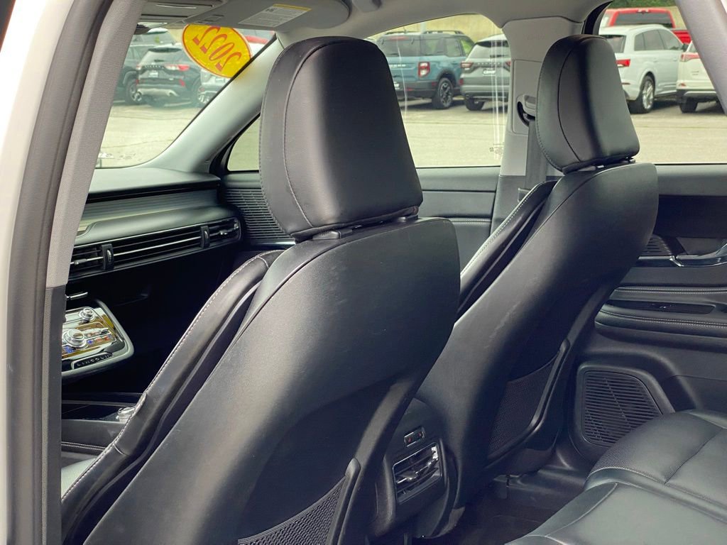 Used 2022 Lincoln Corsair AWD w/ Equipment Group 101A image 26