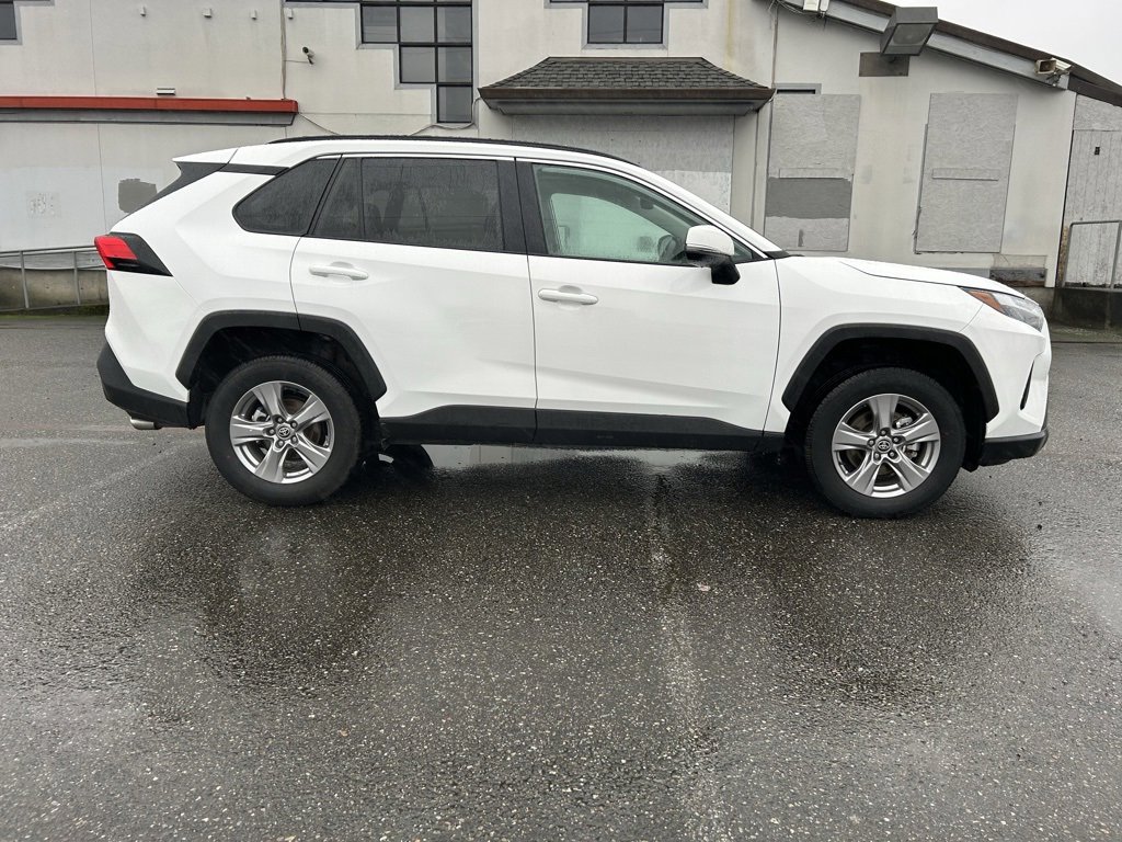 Certified 2025 Toyota RAV4 XLE w/ Convenience Package image 4