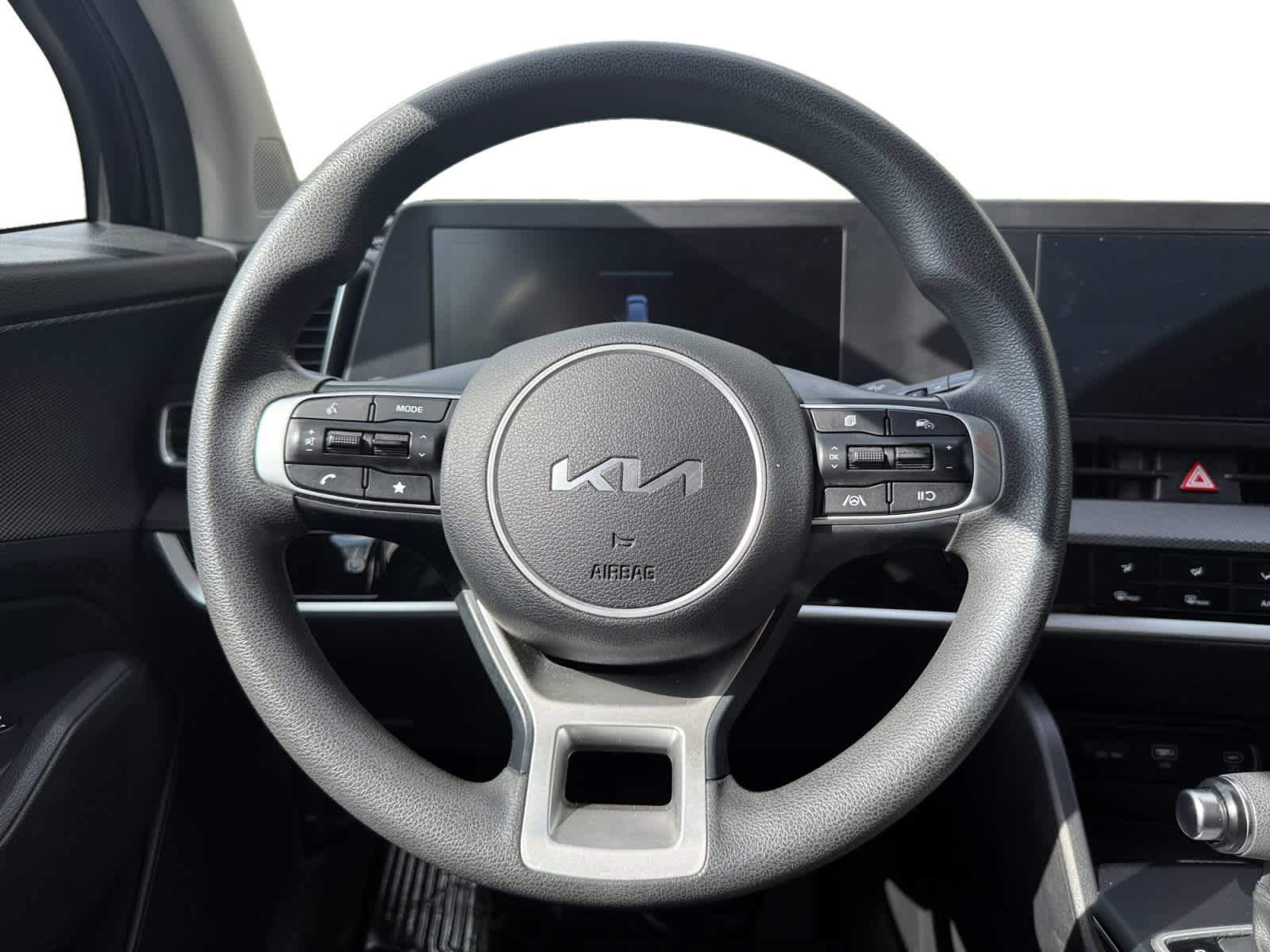 Used 2023 Kia Sportage LX FWD image 13