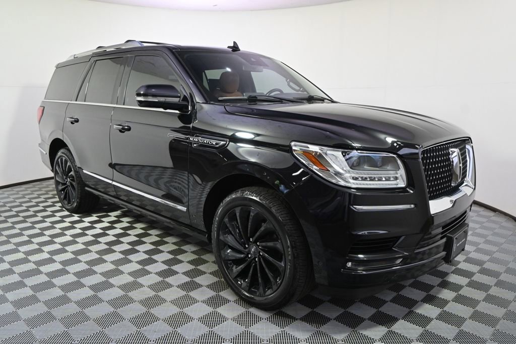 Used 2021 Lincoln Navigator Reserve AWD/4WD image 8