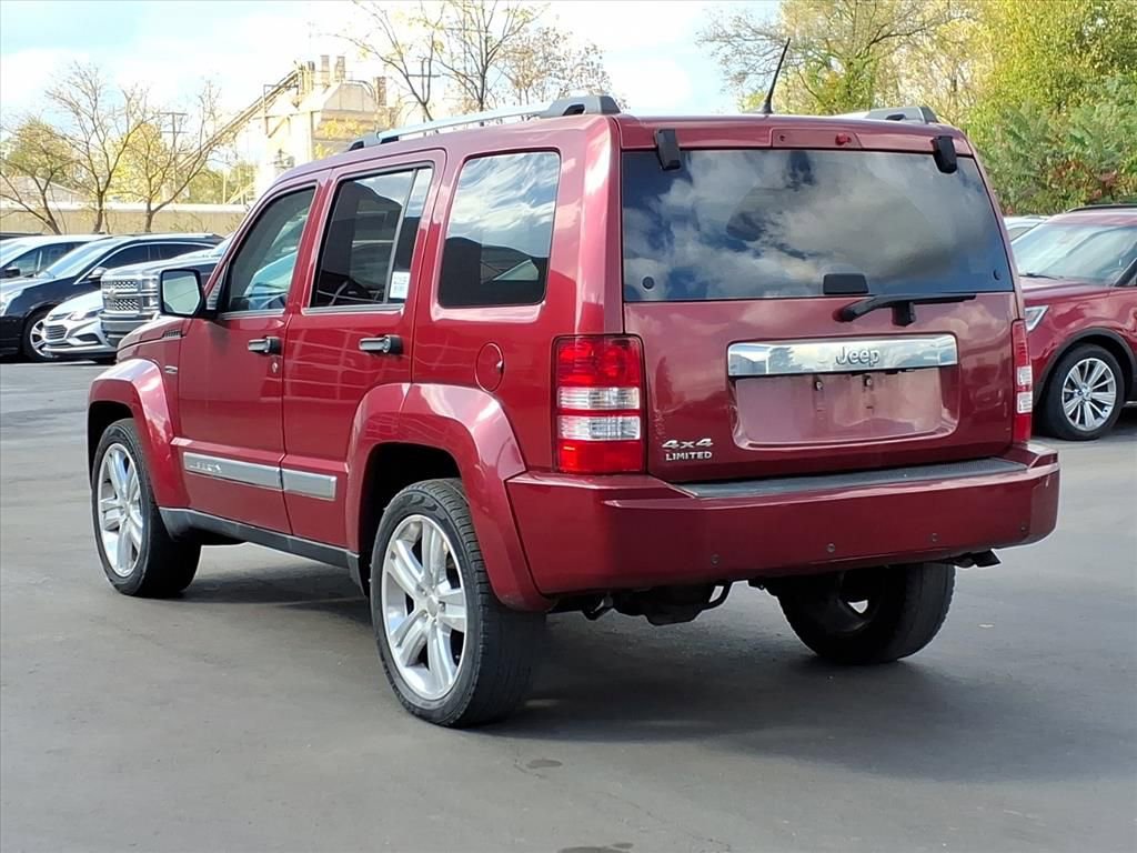 Used 2012 Jeep Liberty Limited Jet image 3