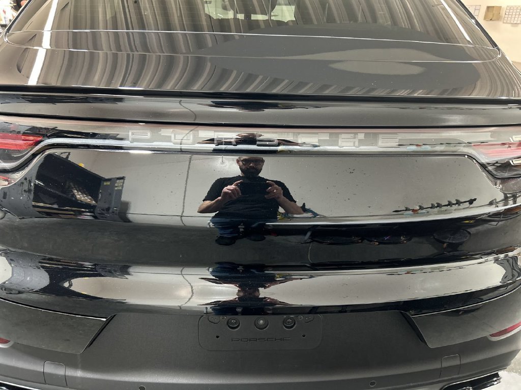 Certified 2022 Porsche Cayenne Platinum Edition AWD/4WD image 10