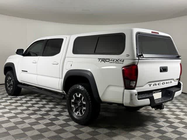 Used 2019 Toyota Tacoma TRD Off-Road AWD/4WD image 6