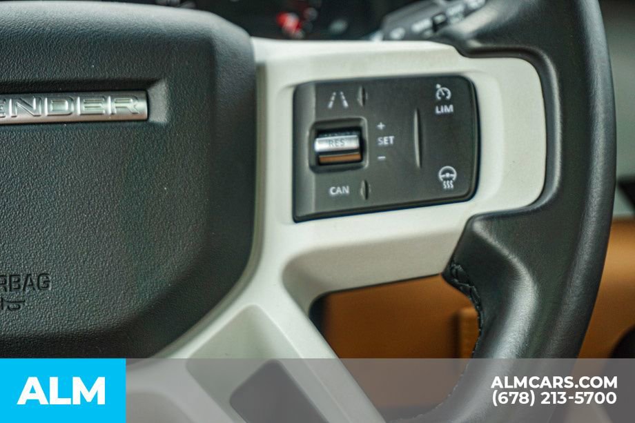 Used 2023 Land Rover Defender 130 SE image 32