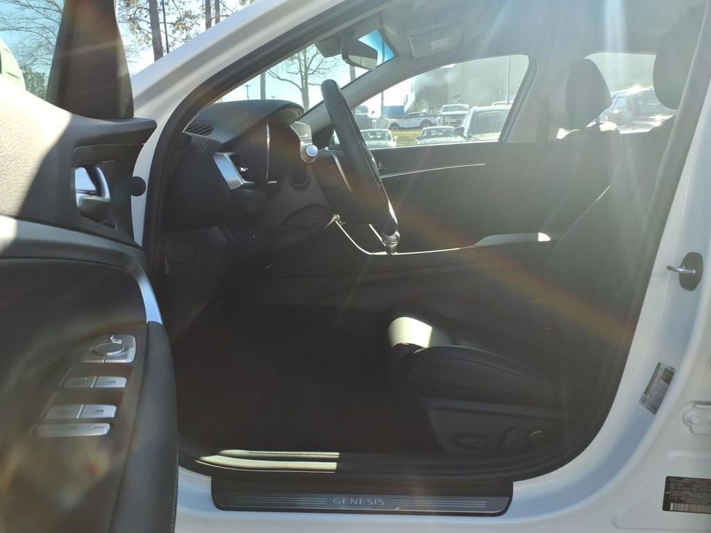 New 2026 Genesis G70 2.5T AWD/4WD image 15