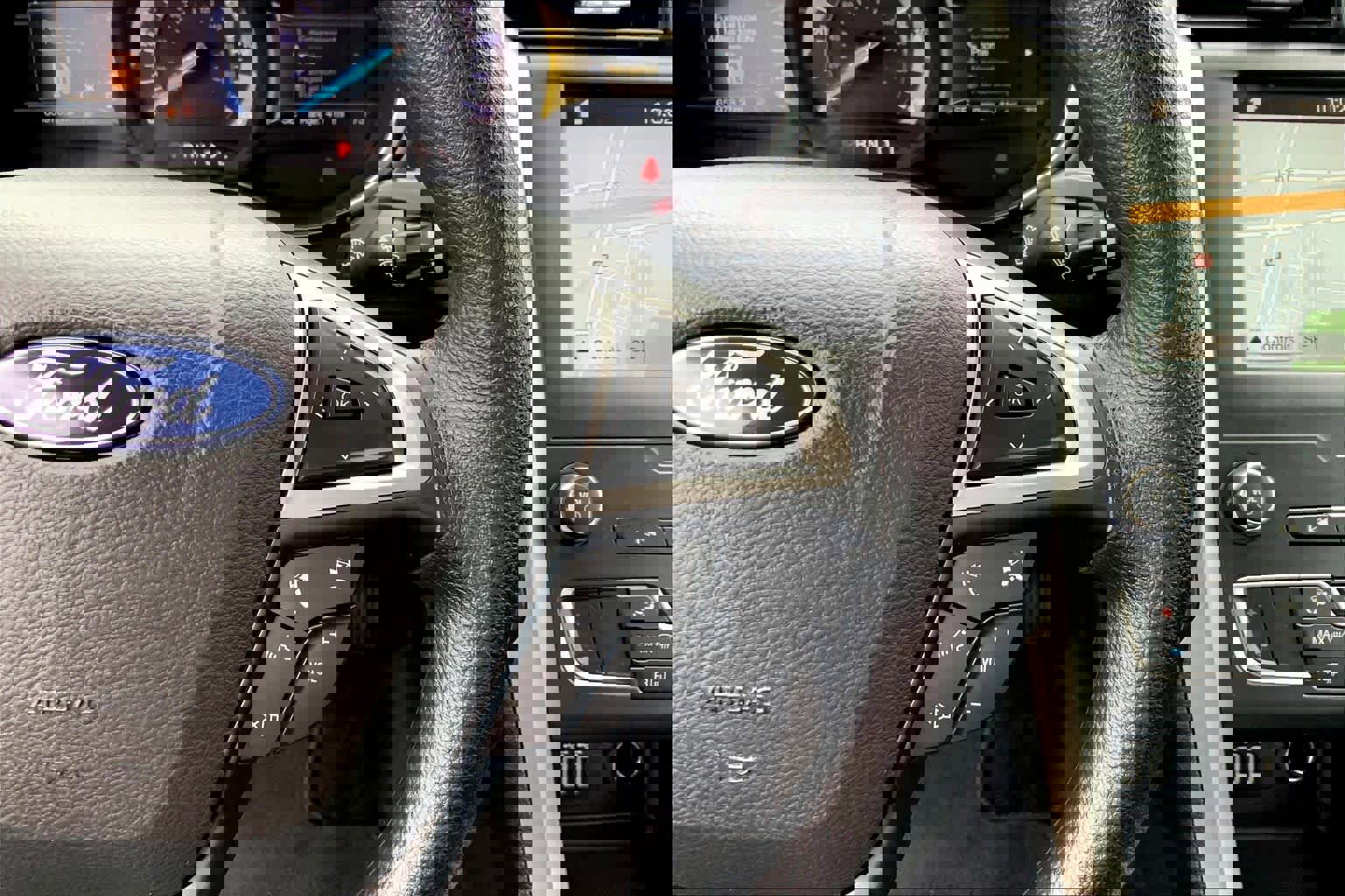 Used 2019 Ford Fusion SE image 21