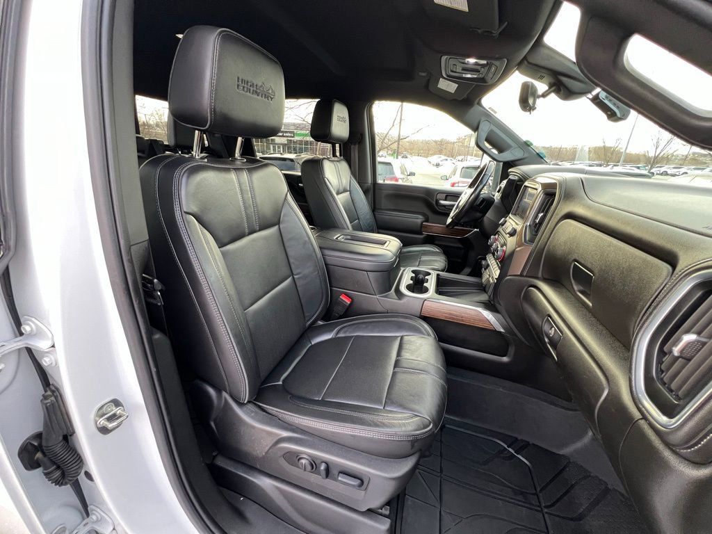 Used 2022 Chevrolet Silverado 2500 High Country image 28