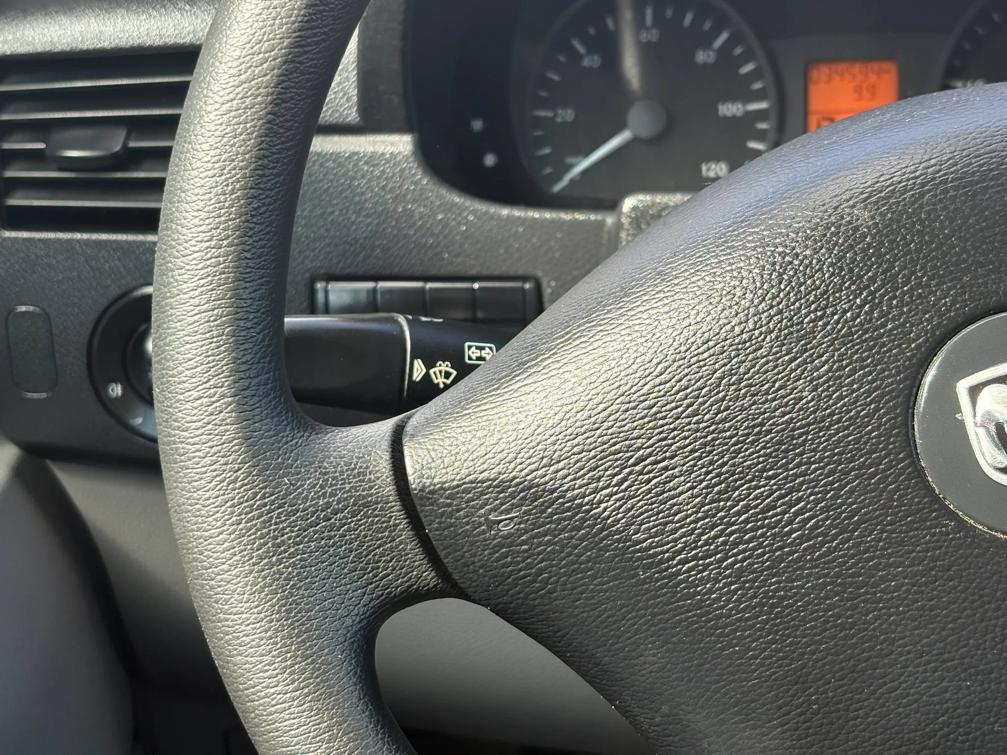 Used 2007 Dodge Sprinter 2500 RWD image 11