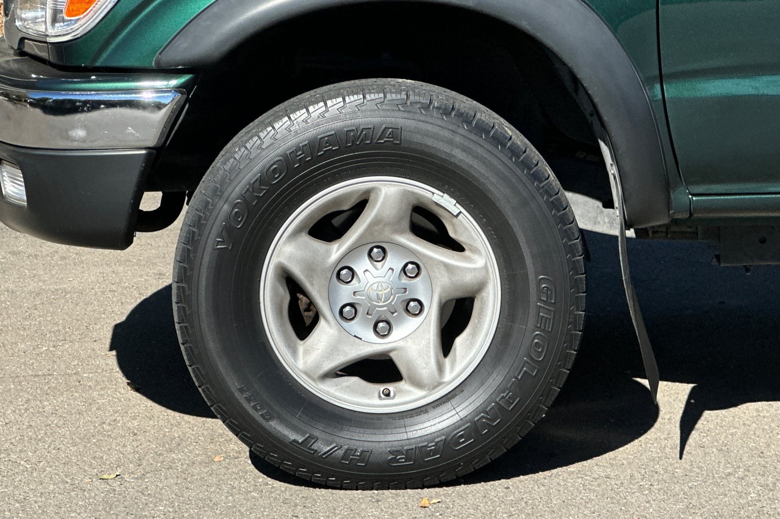 Used 2004 Toyota Tacoma PreRunner RWD image 40