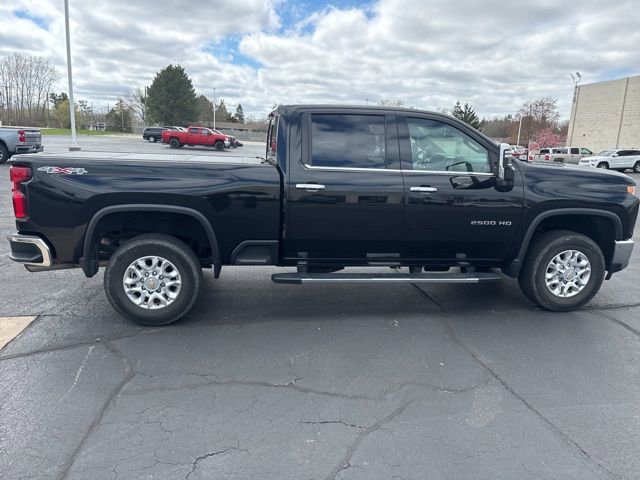 Certified 2023 Chevrolet Silverado 2500 LTZ w/ LTZ Convenience Package AWD/4WD image 3
