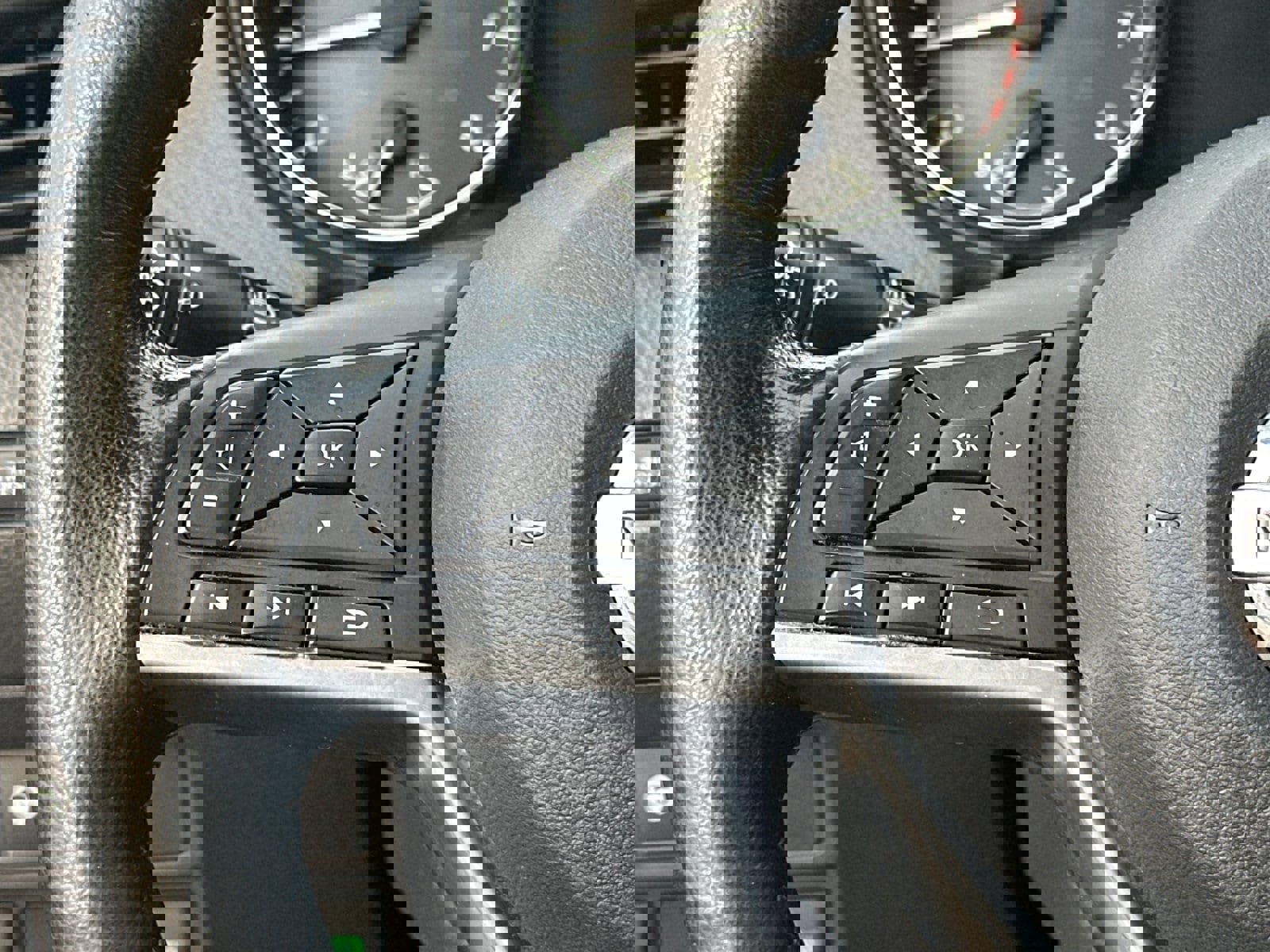 Used 2021 Nissan Rogue Sport SV w/ Technology Package image 24