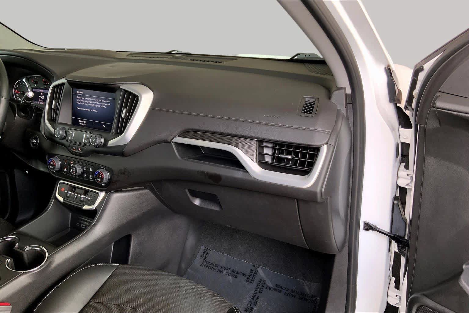 Used 2023 GMC Terrain SLT w/ Tech Package FWD image 19