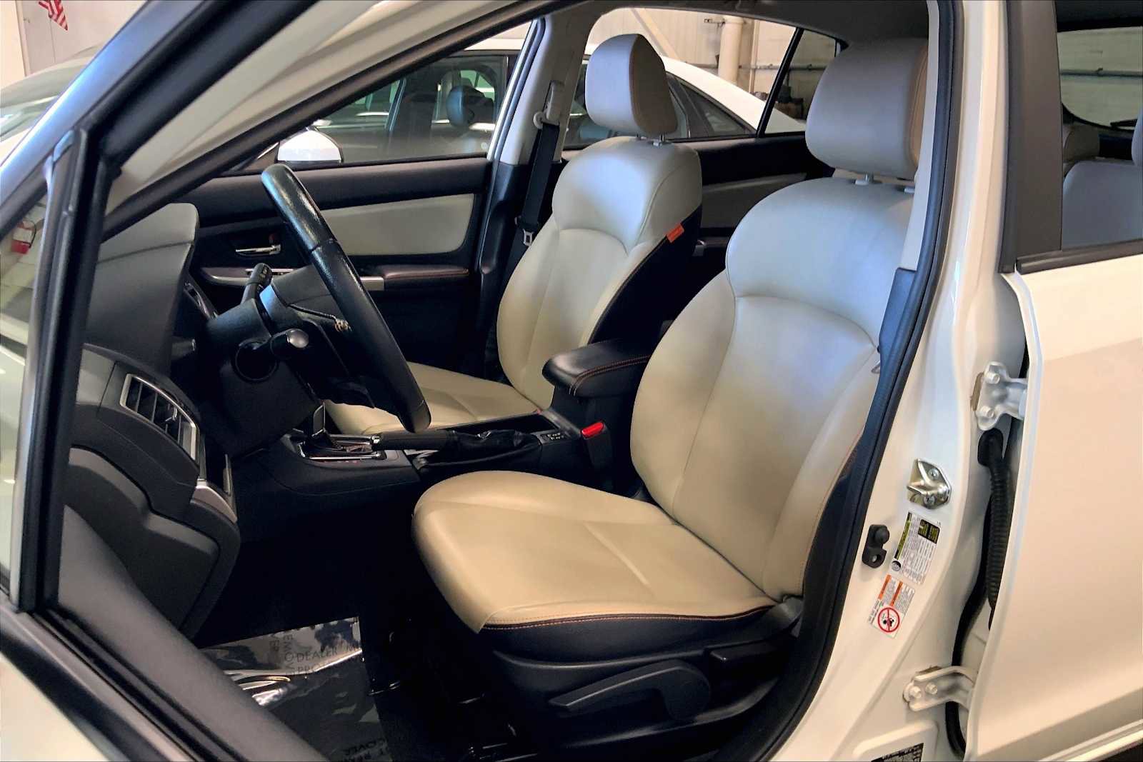 Used 2017 Subaru Crosstrek 2.0i Limited image 8