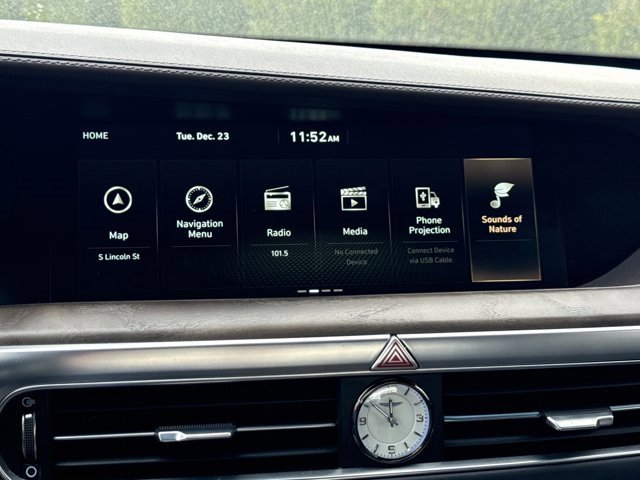 Used 2021 Genesis G90 3.3T Premium image 26