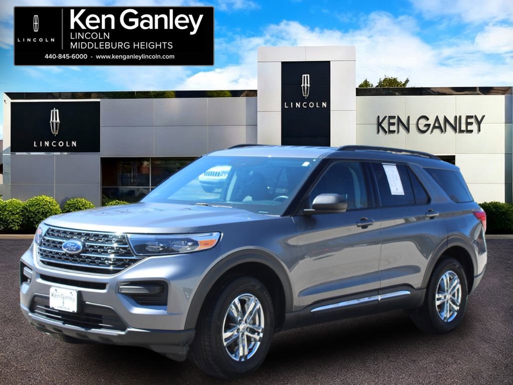 Used 2022 Ford Explorer XLT w/ Class IV Trailer Tow Package AWD/4WD image 3