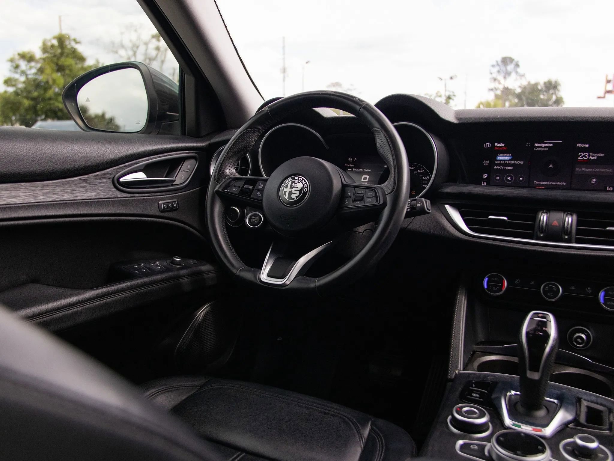 Used 2020 Alfa Romeo Stelvio Sport w/ Quick Order Package 22K Sport RWD image 35