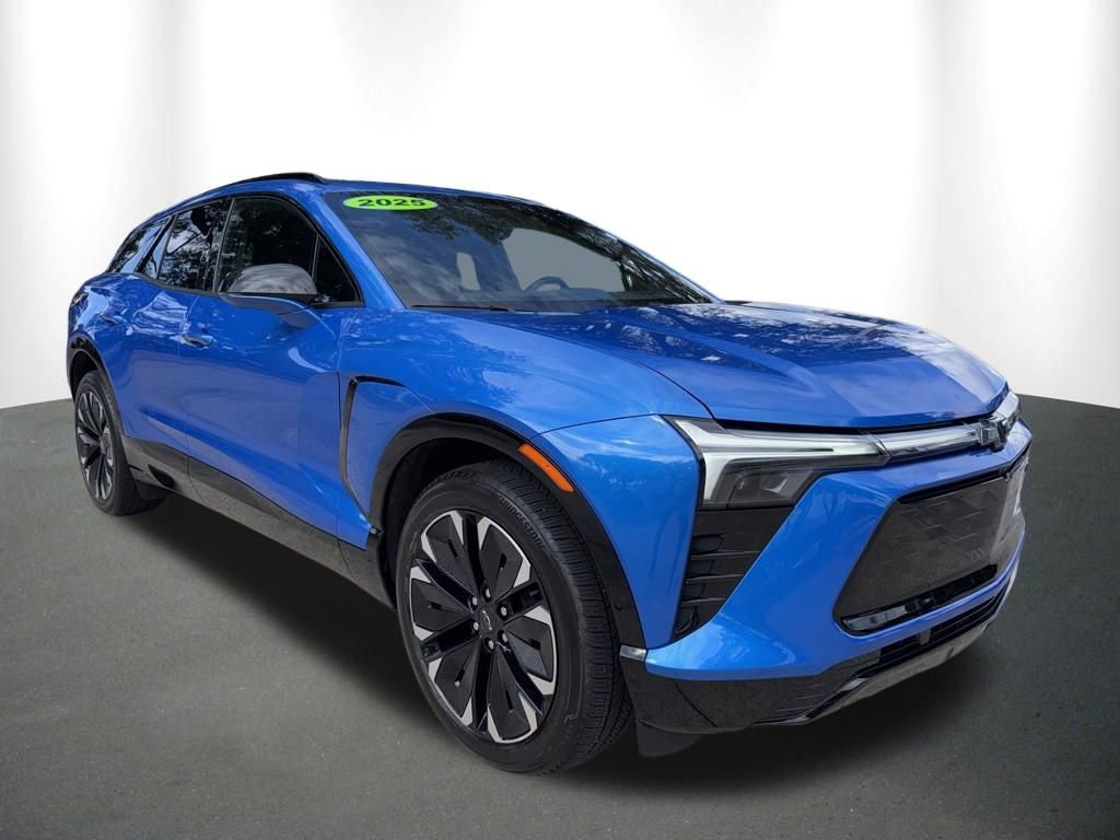 Used 2025 Chevrolet Blazer EV RS RWD image 30