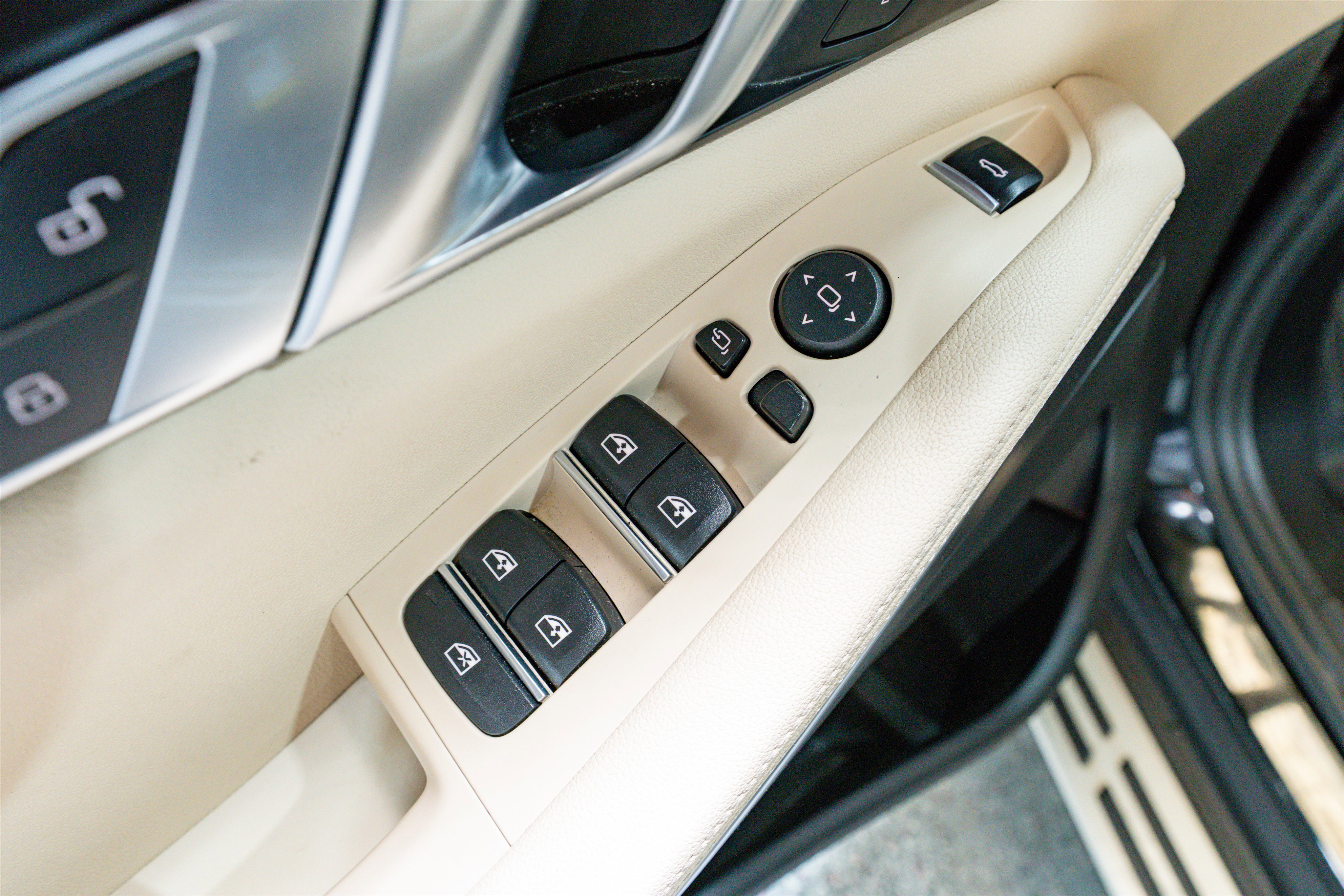 Used 2022 BMW X5 sDrive40i image 15